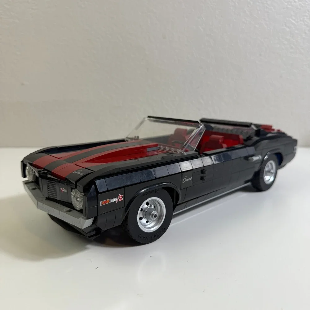LEGO Icons Chevrolet Camaro Z28 10304 1969 Muscle Car Black Red Stripes Set